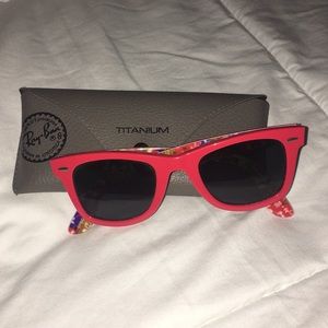 Ray-Ban Wayfarer Classic Red